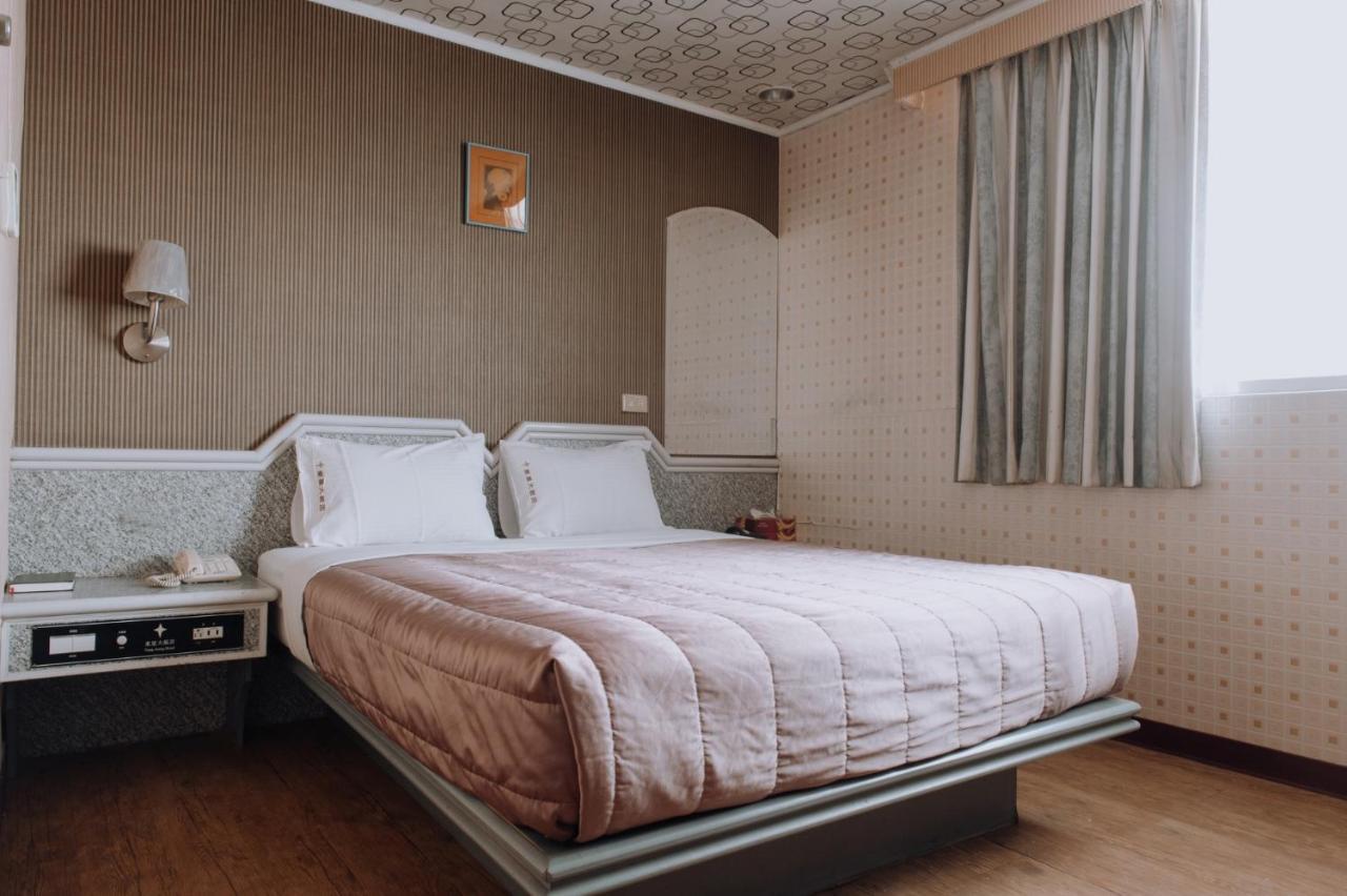 Tong Hsin Hotel Pingtung Exterior photo